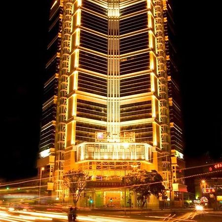 Skyline Plaza Hotel Cantão Exterior foto
