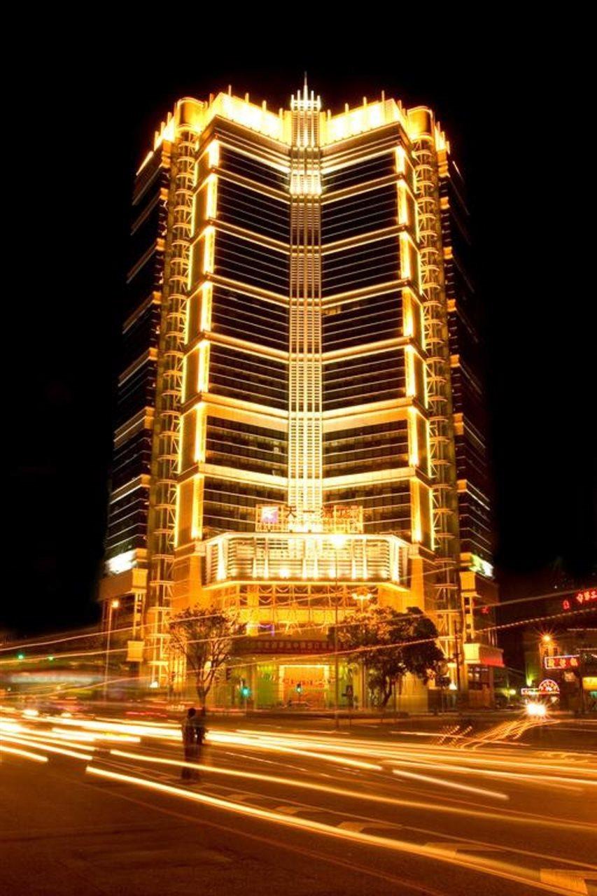 Skyline Plaza Hotel Cantão Exterior foto