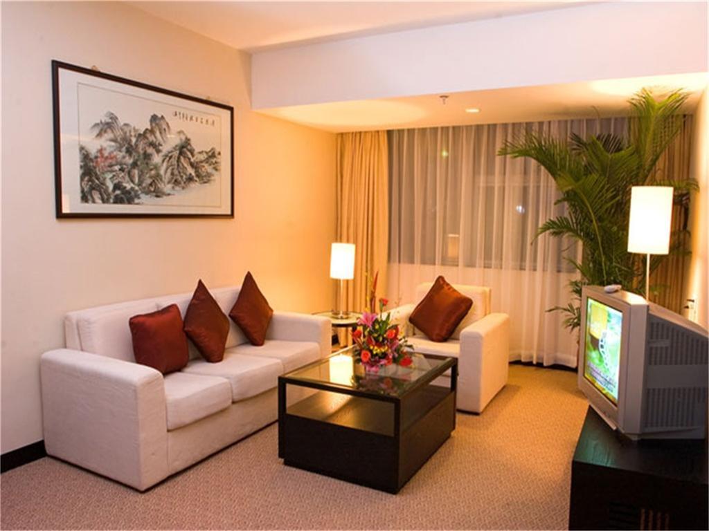 Skyline Plaza Hotel Cantão Interior foto